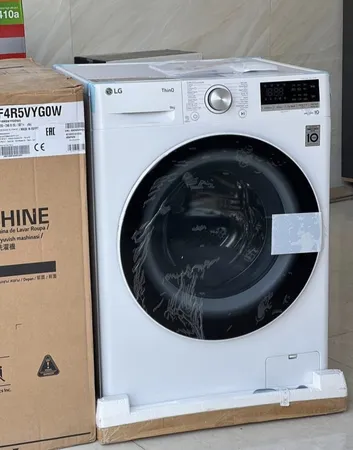 ماشین لباسشویی 9 کیلوگرم اتوماتیک ال جی مدل F4R5VYG0W