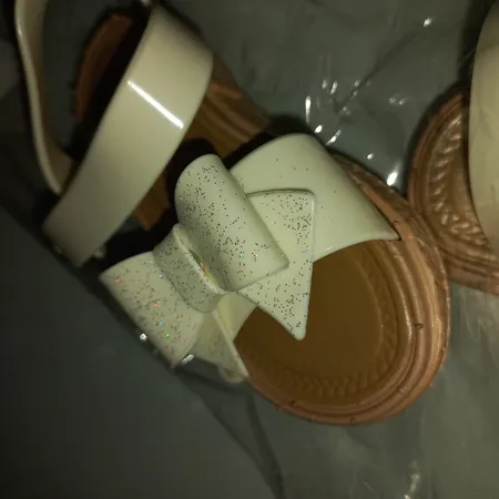 صندل دخترانه مدل GRN.3480