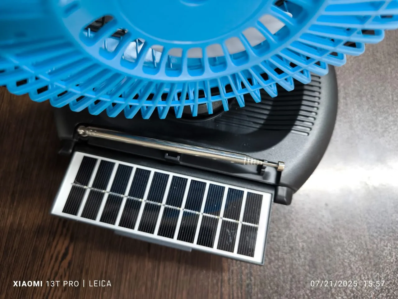 اسپیکر قابل حمل چلیپا مدل Fan Solar Power ظرفیت 4000 میلی آمپر ساعت