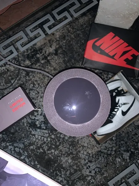 اسپیکر اپل مدل HomePod