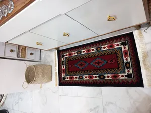 تجریه خرید فرش ماشینی سهند کد P631.BJ زمینه لاکی