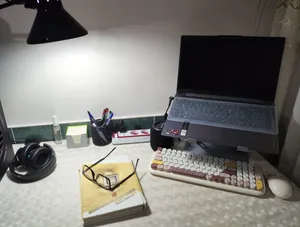 تجریه خرید پایه نگهدارنده لپ تاپ مدل B03