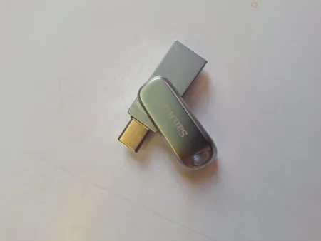 فلش مموری سن دیسک مدل Ultra Dual Drive Luxe ظرفیت 64 گیگابایت