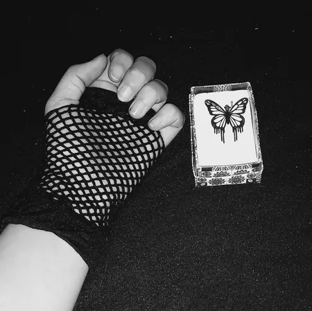 ساق دست زنانه مدل مچي زنبوري G01