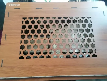 پایه نگهدارنده لپ تاپ پاراکو مدل LTP01