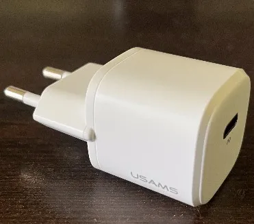 شارژر دیواری 20 وات یوسمز مدل US-CC124