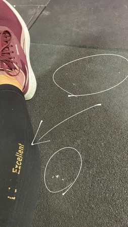 لگینگ ورزشی زنانه مدل سیملس پشت چین دار کد 1751 رنگ مشکی