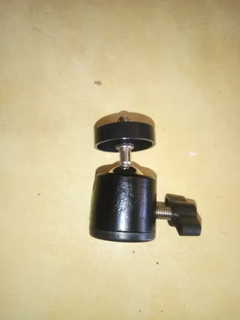 سر سه پایه مدل id522