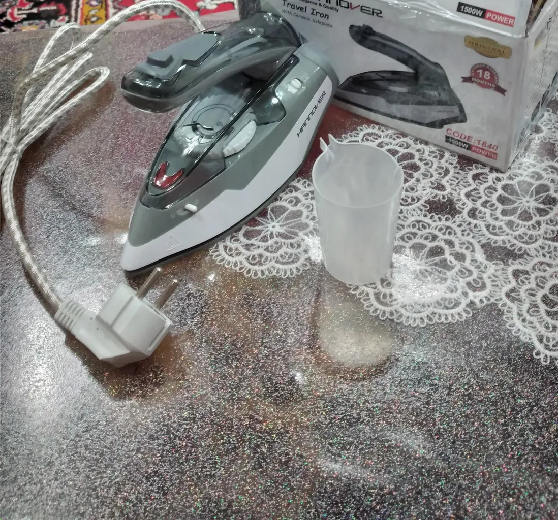 اتو مسافرتی 1500 وات هانوور مدل 1840