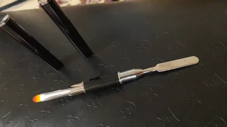 قلم موی کاشت ناخن مدل PLzh