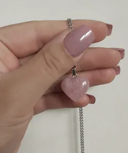 تجریه خرید آویز گردنبند زنانه مدل رز کوارتز کد 010