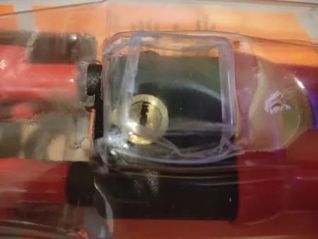 قفل فرمان خودرو لوکمس مدل dan18