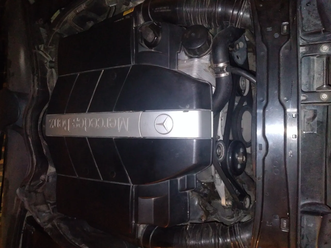 فیلتر هوای خودرو مرسدس بنز مدل M112/272 مناسب برای خودروی بنز E-C-S بسته 2 عددی