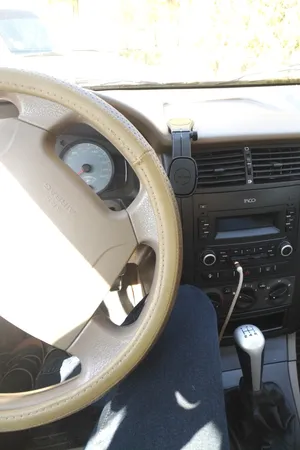 نگهدارنده گوشی موبایل ارلدام مدل EH 74