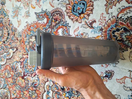 شیکر مدل qs1379 گنجایش 0.7 لیتر