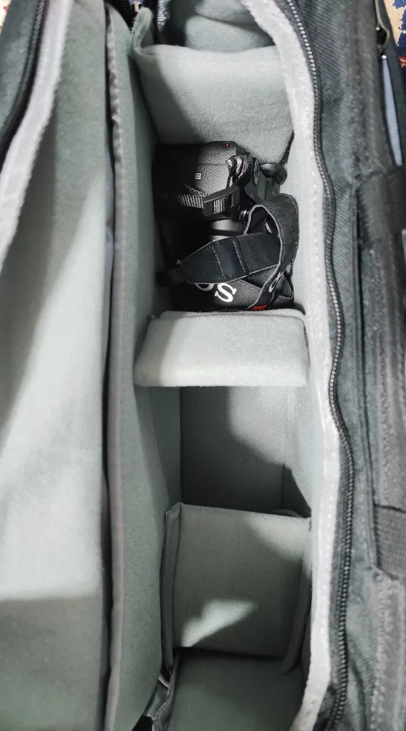 کوله پشتی دوربین کادن مدل D28