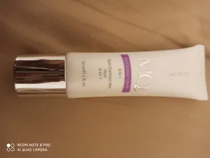 تجریه خرید کرم دور چشم ام کیو مدل 6x1 حجم 30 میلی لیتر