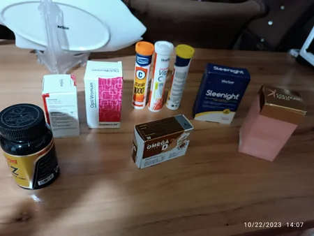 قرص مولتی ویتامین مینرال اپتی ومن گلدن لایف بسته 60 عددی