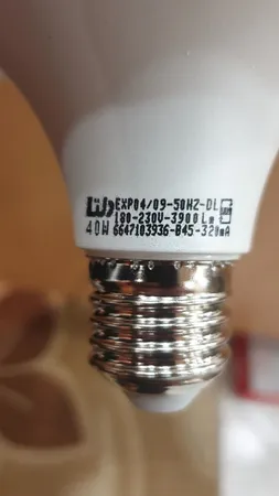 لامپ ال ای دی 40 وات دلتا مدل رسام پایه E27