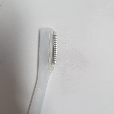 تیغ ابرو مدل sk-3322