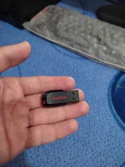 فلش مموری سن دیسک مدل Cruzer Blade CZ50 ظرفیت 64 گیگابایت