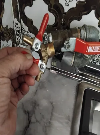 شیر سه راهی گاز کد8