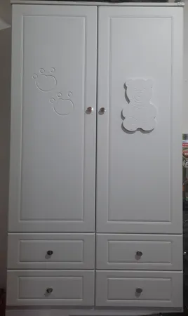 سرویس تختخواب و کمد کودک اعیان طرح تدی مدل FH482 مجموعه دو عددی