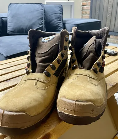 کفش ایمنی مدل CASR-C17