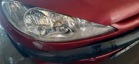 چراغ جلو خودرو فن آوران پرتو الوند مدل YM110 مناسب برای پژو 206 بسته دو عددی