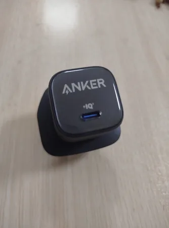 شارژر دیواری 25 وات انکر مدل A2656