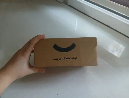 کرم ضدآفتاب و ضدلک بی‌رنگ لافارر مدل SPF30، مناسب پوست‌های خشک و معمولی، حجم 40 میلی‌لیتر