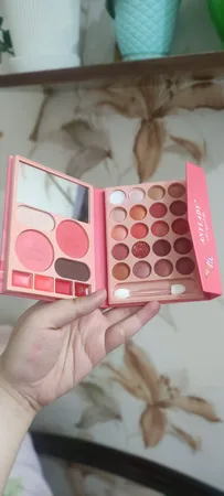 پالت آرایش صورت انی لیدی مدل یونیکورن نوشابه ای