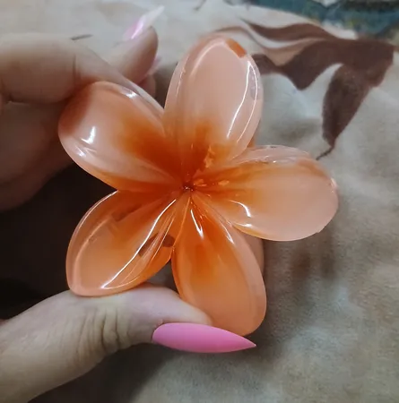 کلیپس مو زنانه مدل گل پلومریا کد brg 410