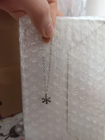 آویز ساعت زنانه طرح دانه برف