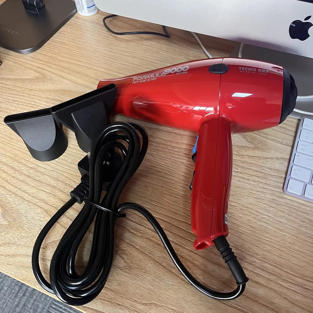 سشوار حرفه ای تکنو درای مدل Formula 9000