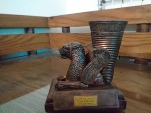 تجریه خرید مجسمه تندیس و پیکره شهریار مدل ریتون شیر کد MO120 سایز متوسط