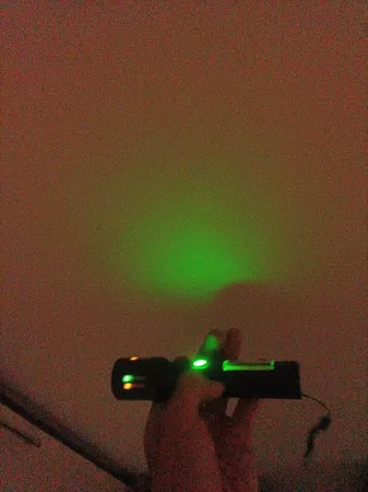 چراغ قوه دستی مدل 360 با نور مهتابی