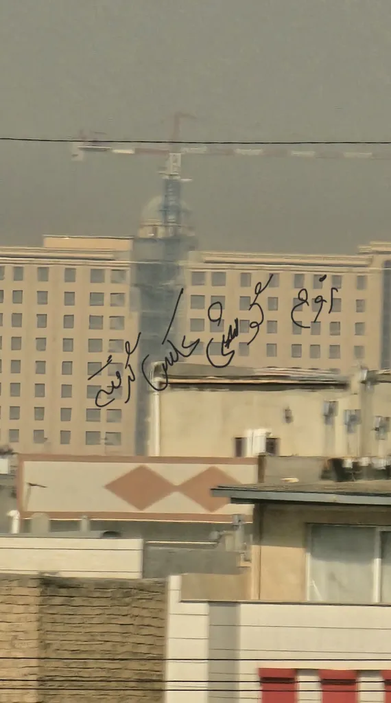 دوربین دو چشمی آسیکا مدل 42×10 303FT