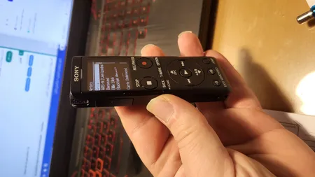 ضبط کننده صدا سونی مدل ICD-UX570