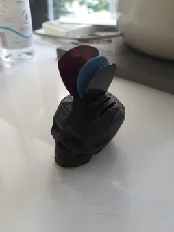 نگهدارنده پیک گیتار مدل Skull