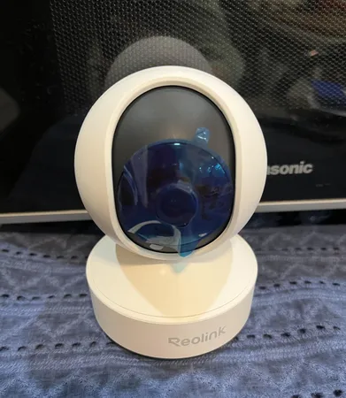 دوربین مداربسته تحت شبکه ریولینک مدل E1 Pro 5MP