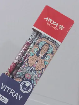 مداد مشکی آریا مدل VITRAY کد A6 بسته 12 عددی