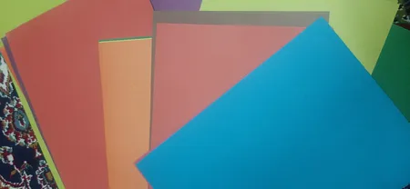 مقوا رنگی کد 04 سایز 24x34 (بزرگتر از A4) بسته 20 عددی