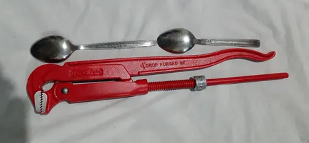 آچار لوله گیر ایران پتک مدل 001 سایز 1.5 اینچ