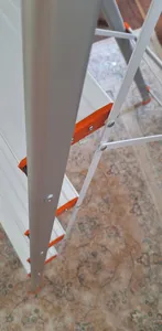 تجریه خرید نردبان پنج پله آترون مدل پارتیان