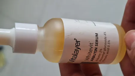 سرم ضد لک ویتالیر مدل آربوتین حجم 30 میلی لیتر