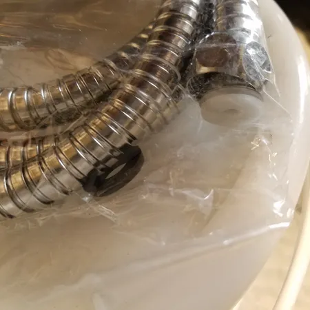 شلنگ دوش حمام مدل chr1