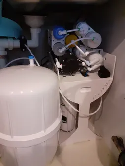 دستگاه تصفیه کننده آب آکوآ اسپرینگ مدل NF - SF4200 به همراه فیلتر تصفیه آب مجموعه 4 عددی