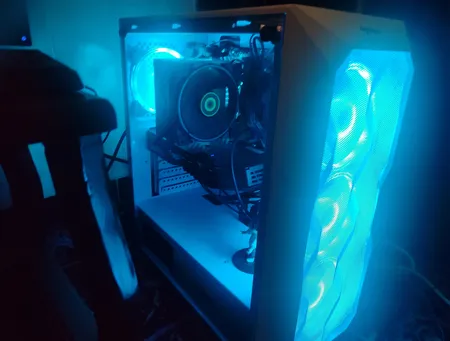 کیس کامپیوتر گیمینگ فاطر مدل FG-730-W