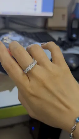 انگشتر نقره زنانه کوبیک مدل QR-4703